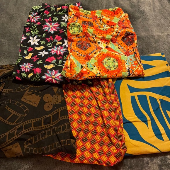 BUNDLE- 5 pairs of Lularoe TC Leggings